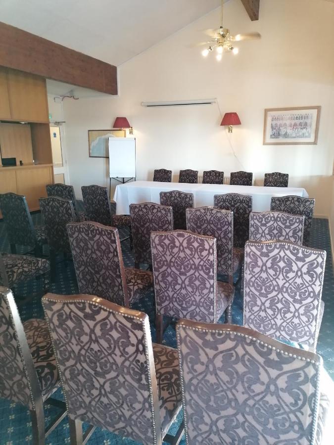ליים ריג'יס The Royal Lion Hotel מראה חיצוני תמונה