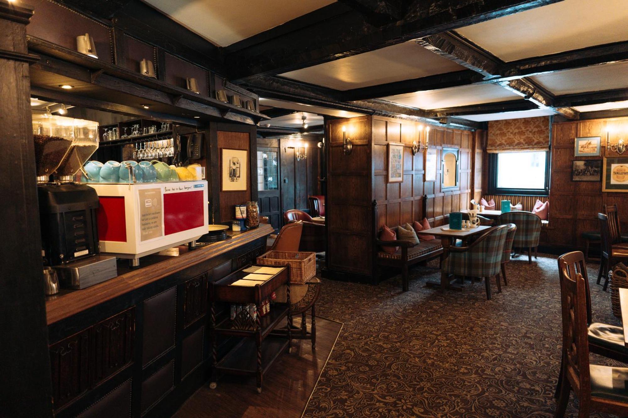 ליים ריג'יס The Royal Lion Hotel מראה חיצוני תמונה